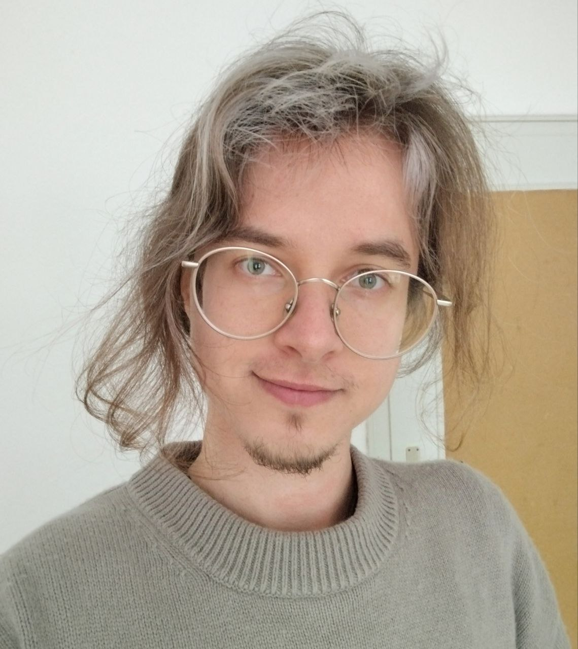 Женя Север